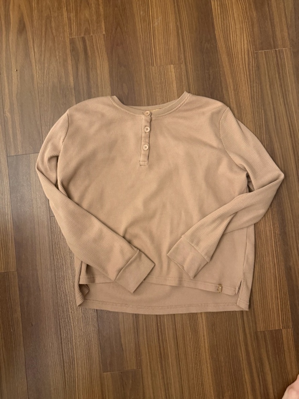 Women's Long Sleeve Waffle Knit Henley Sweater - Beige